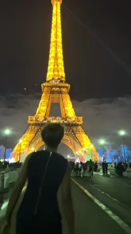 World Wide Women WWW in the chat 😂😂💀 #fyp #violadaviswalk #annalisekeating #trending #viral 