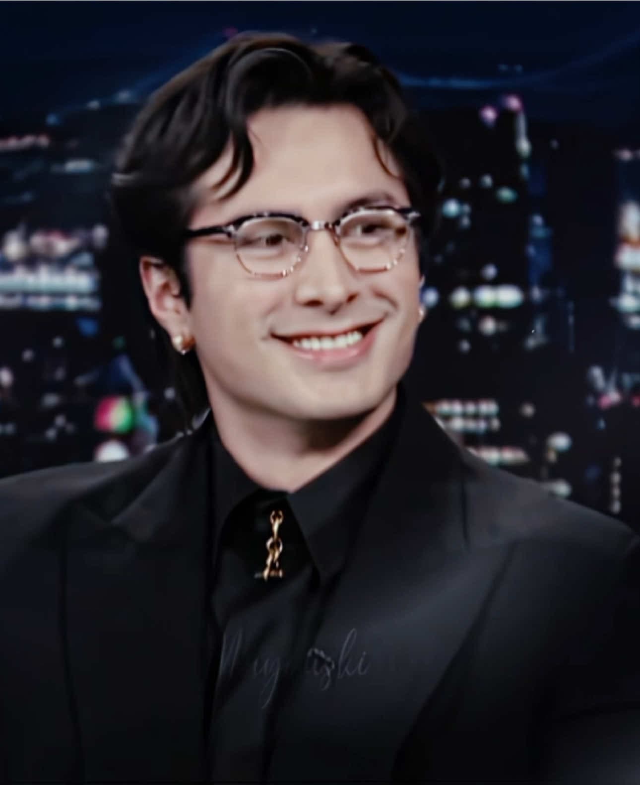 #HUDSONWILLIAMS | He knows about the boy aquarium guys #heatedrivalry #shanehollander #ilyarozanov #connorstorrie  scp faepacks