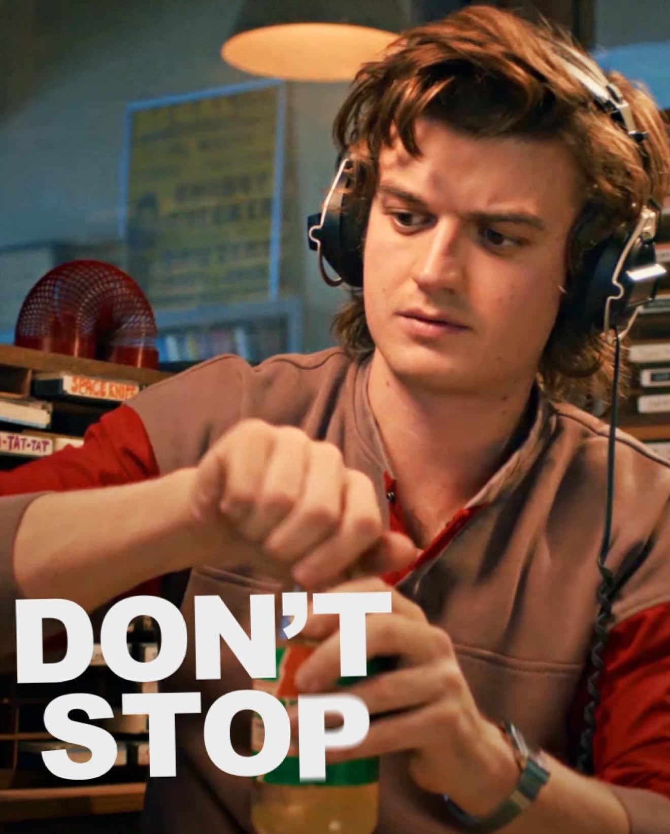 turn it up Harringtonnn!! [spc: fragmentpacks] #steveharrington #strangerthingsedit #steveharringtonedit #st #joekeery // Song: Fire In My Heart by Escape From New York