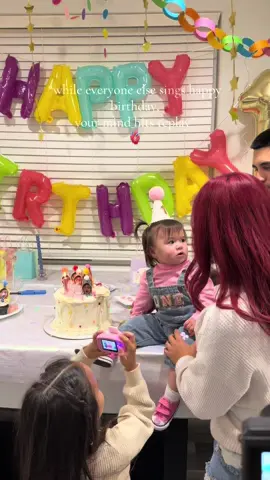 my heart can’t take my baby growing up 🥹❤️‍🩹 can I just tuck her in my pocket and keep her so tiny and with me forever?✨ #mom #girlmom #daughter #1stbirthday 